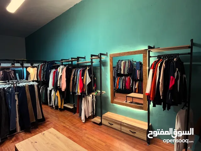 محل ملابس بالة للبيع