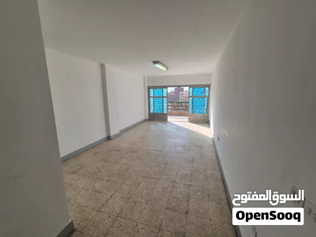 شقه 125م بفيصل الرئيسي  للايجار او للبيع  تصلح لجميع الاغراض السكني او مكتب أ ول فيصل   سوبر لوكس تت