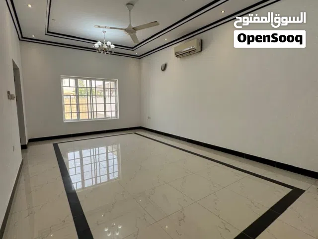 غرف راقيه للعوائل والموظفات الموالح الجنوبية شاملة المياه والكهرباء والانترنت