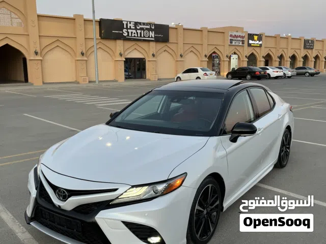 2018 تويوتا كامري XSE