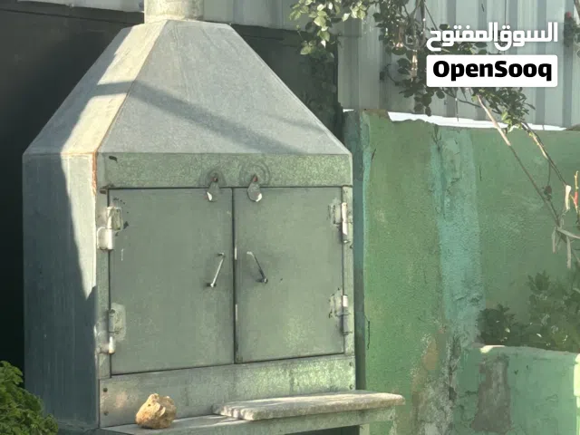 فرن خارجي حطب بحالة ممتازة جداً