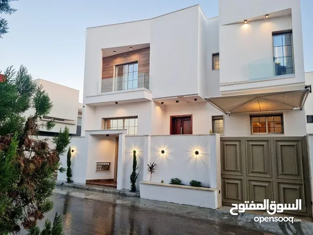 600 m2 More than 6 bedrooms Villa for Sale in Tripoli Tareeq Al-Mashtal