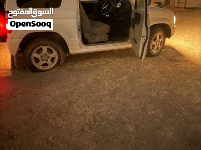 1998 ميتسوبيشي باجيرو ميني
