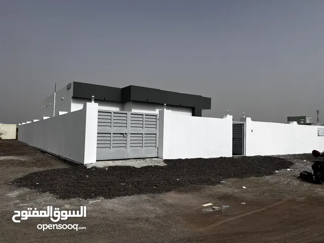 209 m2 4 Bedrooms Townhouse for Sale in Al Sharqiya Bidiya