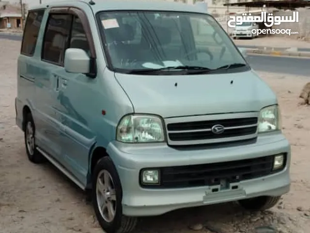 دايهاتسو إتراي2005