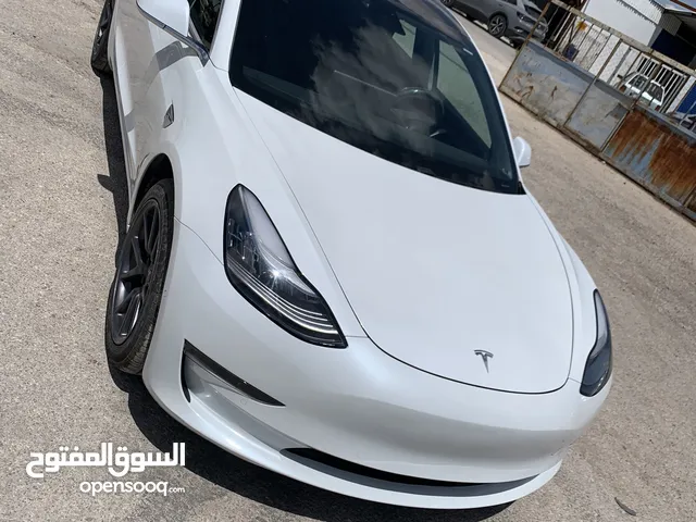 ‏Tesla Model 3 Standerd Plus 2019