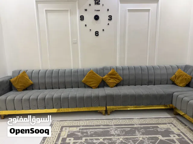 غنفات شبه جديده تتسع لي 14 شخص مع الستاره