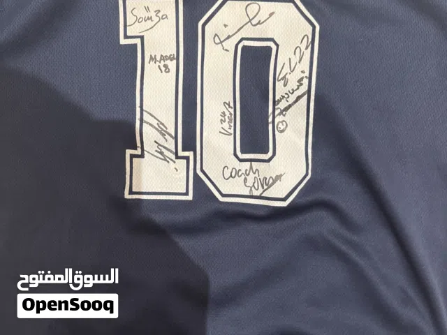 Signed jersey by the Bahrain football national team