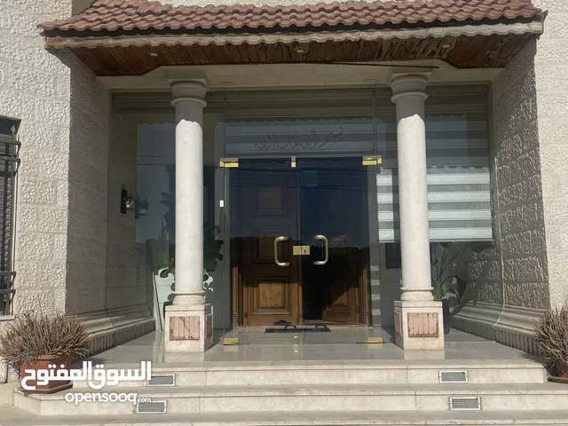 فيلا للبيع بسعر مغري قابل للتفاوض