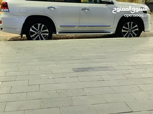 Toyota Land Cruiser 2019 in Basra