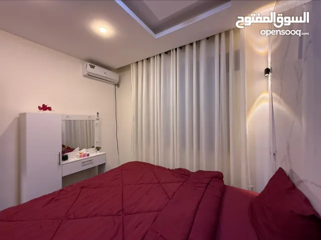 35 m2 Studio Apartments for Rent in Amman University Street