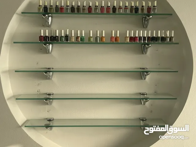 للبيع الفوري للاغلاق اغراض صالون نسائي !!!