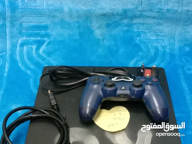 Sony PlayStation 4 ستيشن سوني بقرص صلب 1TB ، واتصال واي فاي WiFi بسرعة 5 جيجاهيرتز، وتتوفر معه يد .