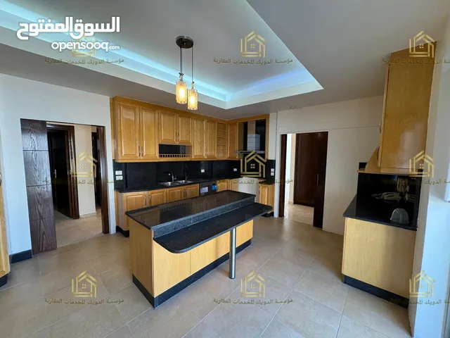 عرض فاخر --- جديد لم يسكن ----
