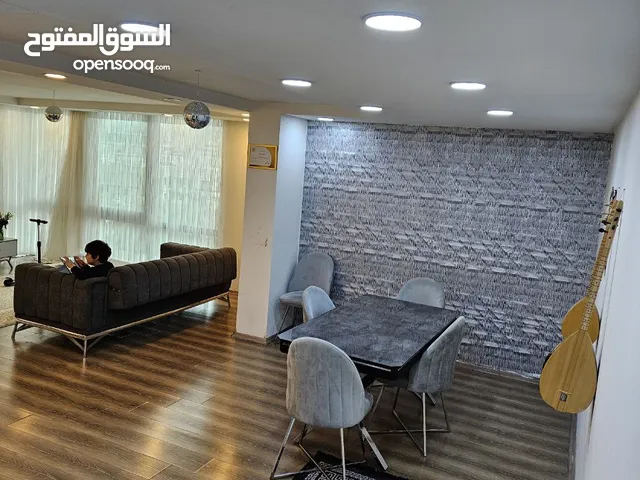 غرفتین وصالة غیرمفروشةللبيع في أربيل مجمع لایف تاورز