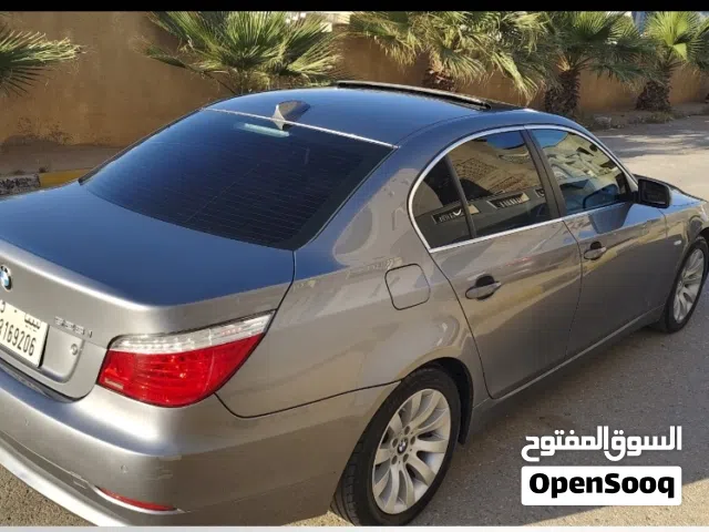 2010 بي ام دبليو الفئة 5 528