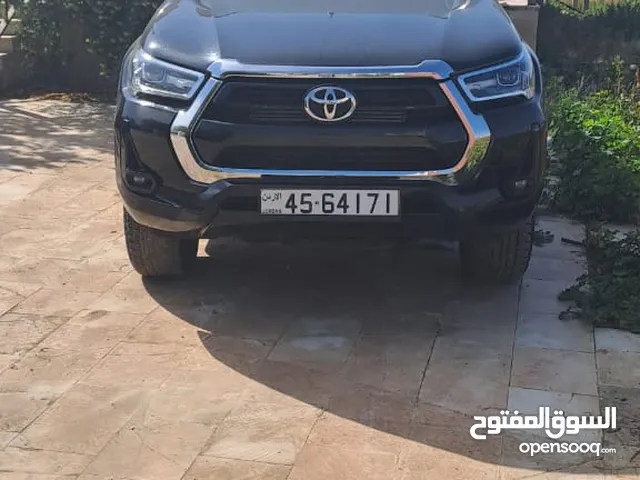 Used Toyota Hilux in Jordan Valley