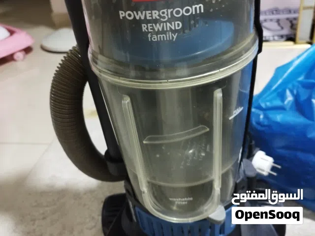 مكنسة كهربائية بيسيل شغالة 100٪ بدها قشاط للمكنسة تحت لاكن مو مأثر بتشفط غبرة وبتنضف