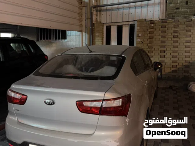 2014 كيا ريو Standard