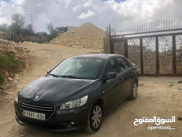 Used Peugeot 301 in Hebron