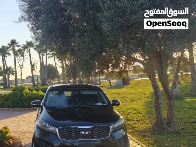 كيا سورينتو 2019 ثلاث صفات