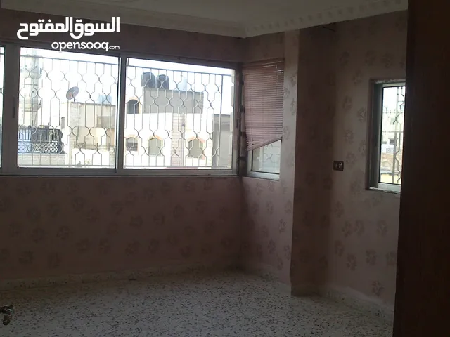 77 m2 2 Bedrooms Apartments for Sale in Zarqa Wadi Al Hajar