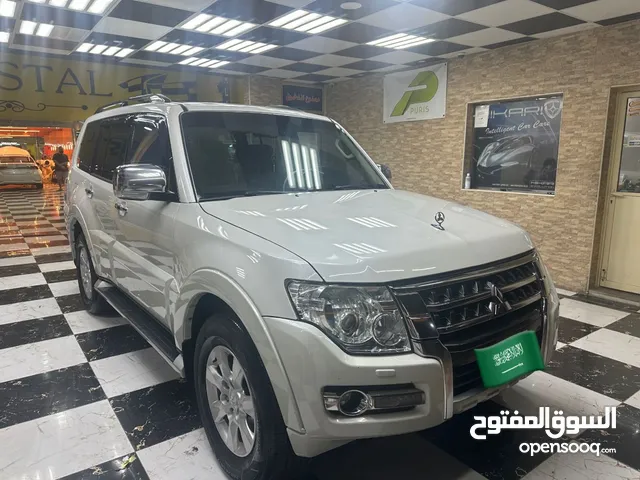 Used Mitsubishi Pajero in Qurayyat