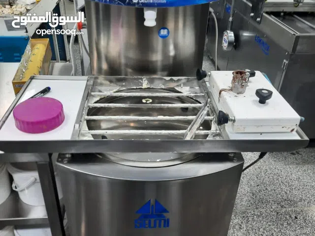 للبيع ماكينات شوكلاته ايطالية