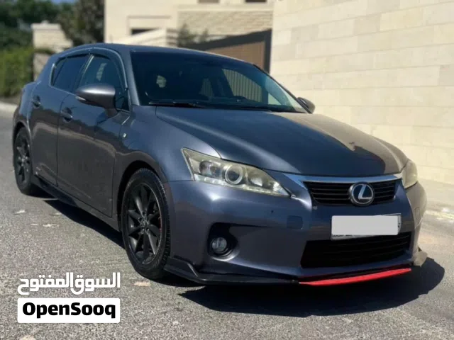 2013 لكزس CT CT 200