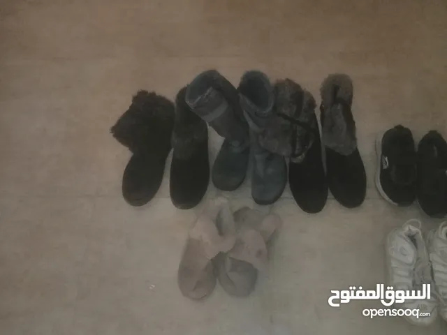 أحذية مختلفه للبيع ولادي بناتي رجالي ستاتي