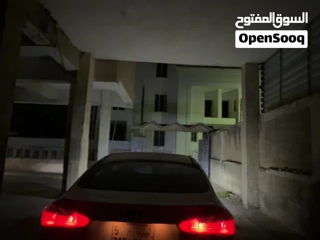 Used Kia Cerato in Tripoli