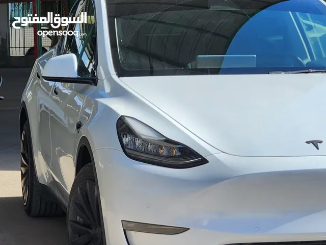 TESLA MODEL Y 2022 LONG RANGE DUAL MOTOR فحص اوتوسكور B+ بحاله الوكالة