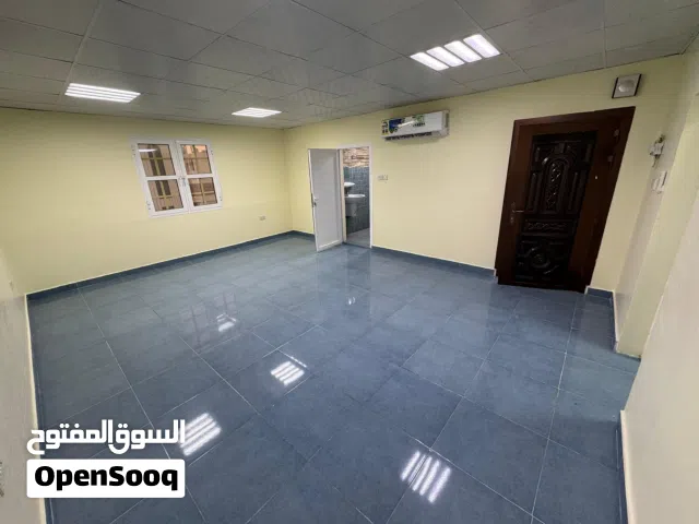 Studio for rent in Alkhuwair prime location  ستديو للايجار بالخوير موقع مميز