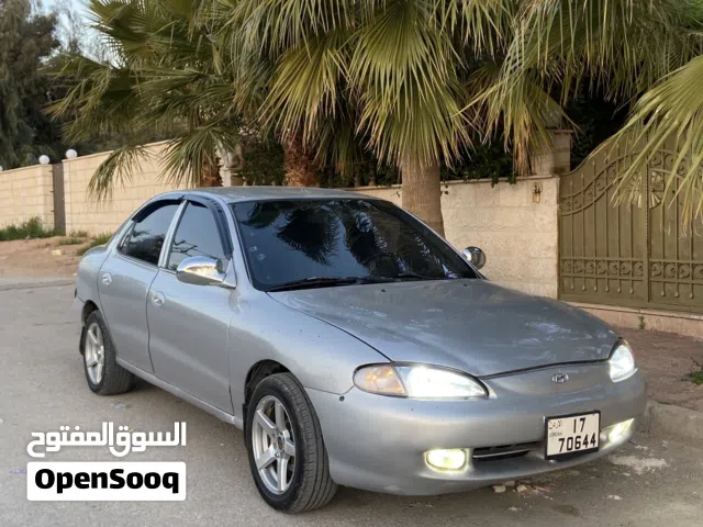 1996 Hyundai Avante SE