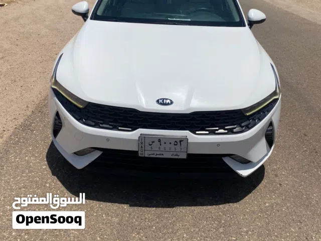 2021 كيا K5 Standard