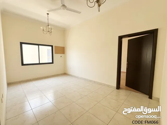 شقة للإيجار في البسيتين - المحرق.