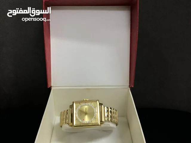 ساعه مخزنه نوادر ألفيكس ورومانسون