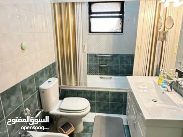 شقة مميزة للبيع في الرابية