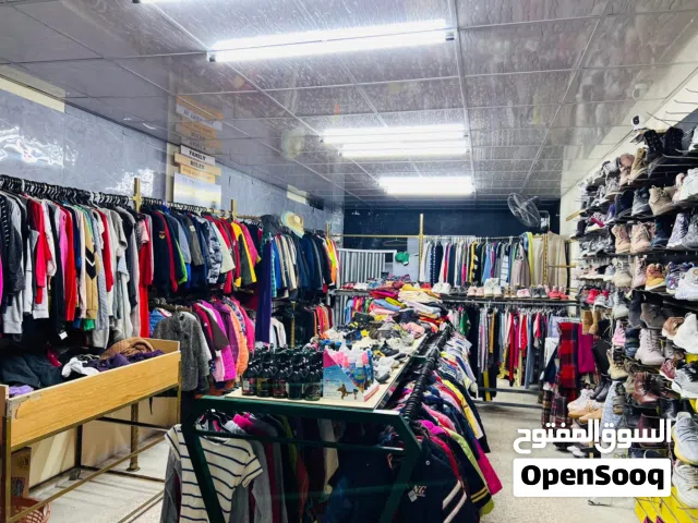 معدات وستاندات محل ملابس