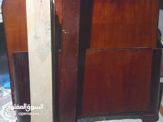 سرير اطفال زان عموله معاه المولا