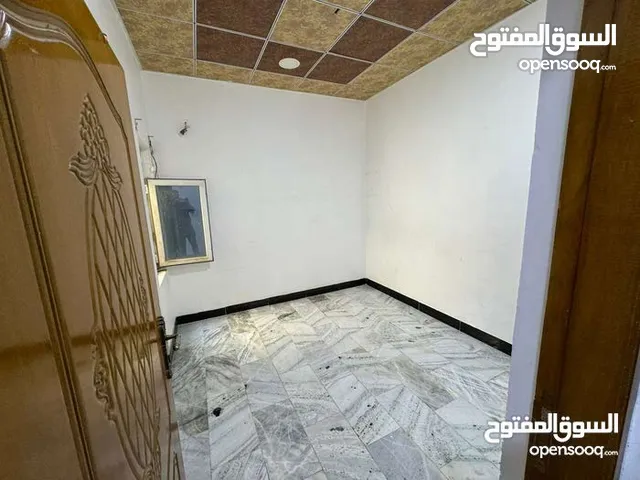 120 m2 2 Bedrooms Apartments for Rent in Basra Manawi Lajim