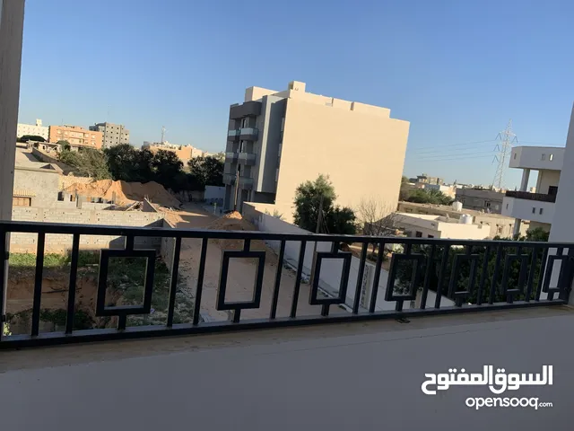 220 m2 5 Bedrooms Apartments for Sale in Tripoli Al-Krama