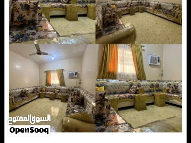 مجلس عربي للبيع ب خمسميه الف يمني