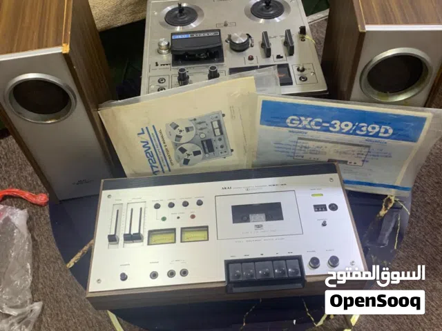 مسجلين مع سماعات اثنين