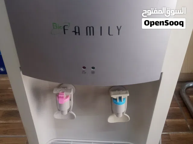 كولر ماء كوري فملي قصير على المجلة قاروره شغال حامي بارد