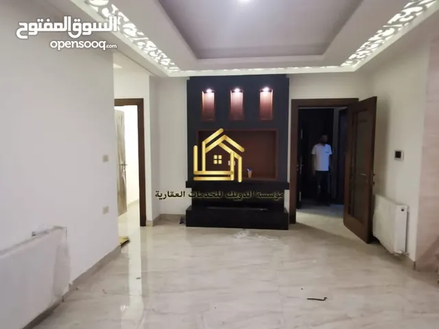 235 m2 4 Bedrooms Apartments for Rent in Amman Khalda