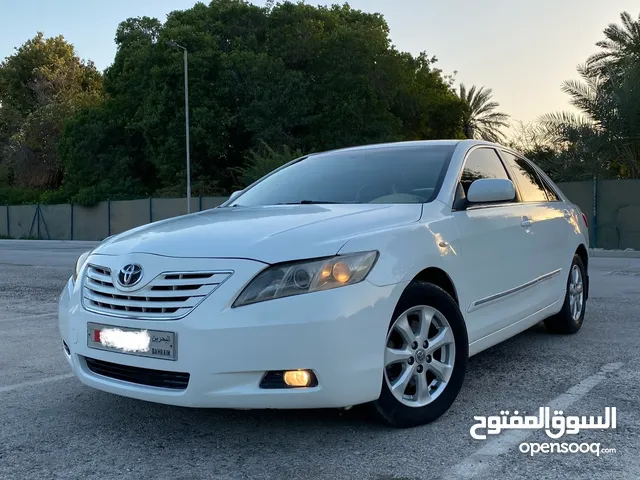 Toyota Camry XLE in Southern Governorate