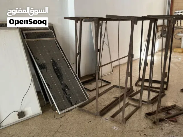 الواح شمسيه مع القاعده الحديد 150 واط