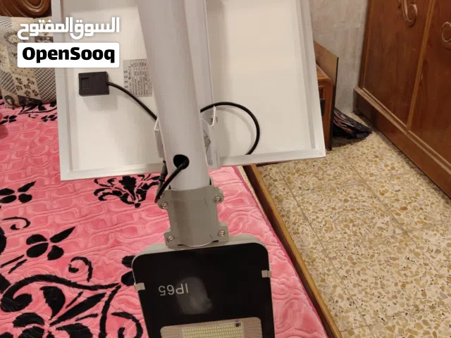 سلام عليكم إخواني عندي برجكتر عدد اثنان بل كارتون شحن على طاقه شمسيه للبيع