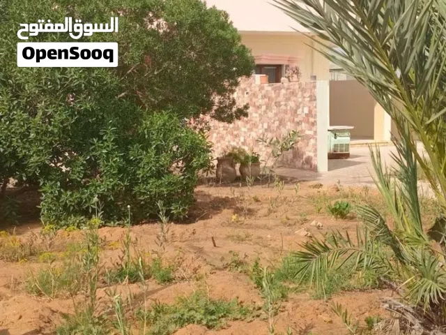 فيلا مميزة للبيع في مدينة مصراتة – شارع بازينة
